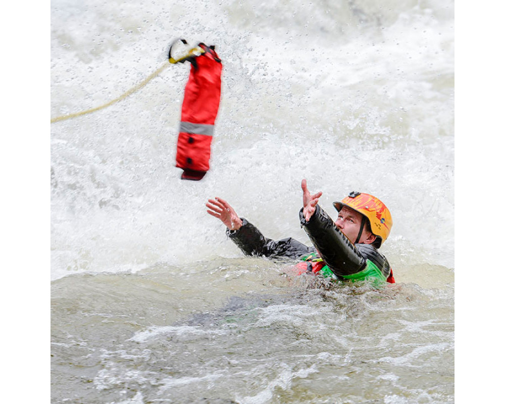 Інструкція з безпеки на сплаві: правила, що рятують життя